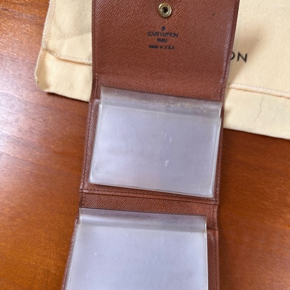 💯% AUTHENTIC Louis Vuitton card holder - Picture 4 of 6